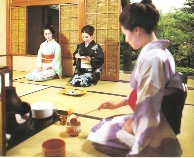 Teaszertartás japán szobában