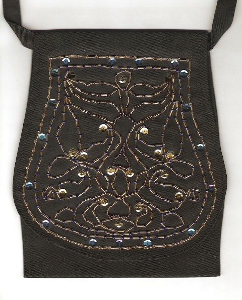 Palmettás gyönggyel hímzett tarsolyom